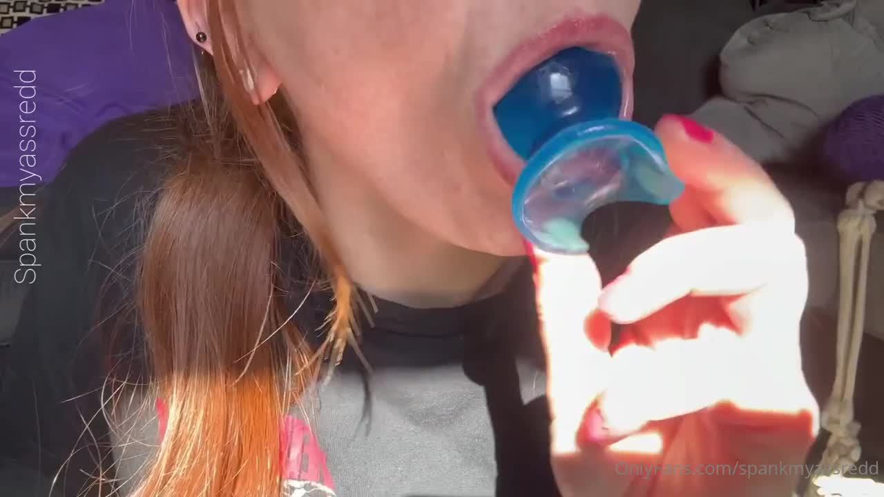 Blue Buttplug - ePornhubs