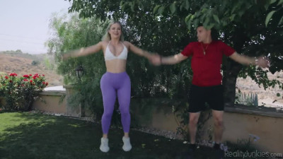 Slimthick Vic - Big Booty Workout - Scene 1 - Ass Addict