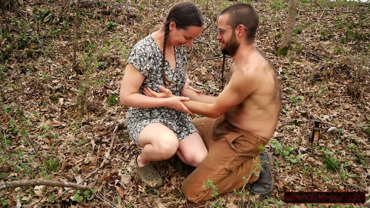 Devoutdevour - Fucked Good in the Woods： MILF Takes Cock, Barefoot and Still in Dress - ePornhubs