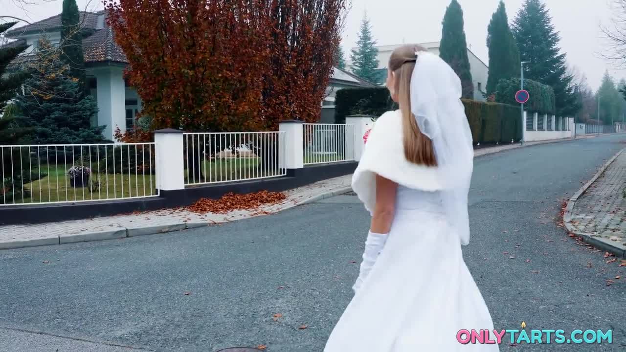 Fibi Euro - Runaway Bride - ePornhubs