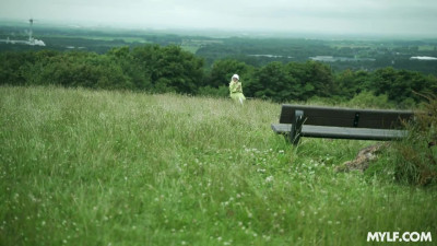 LizzyLicious - UK Stranger In The Park Becomes My Personal Fuck Toy