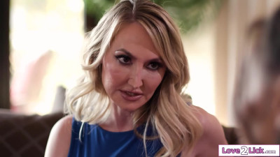 Stepmoms pussy needs to be cleaned out