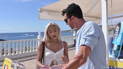 Veronica Leal - VERONICA LEAL Beach Blanket Buttfuck