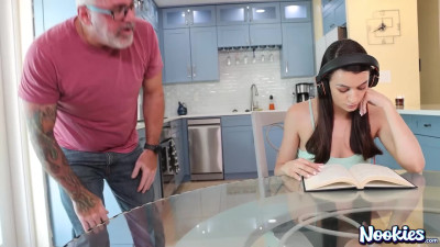 Older DILF Likes to Bang Her