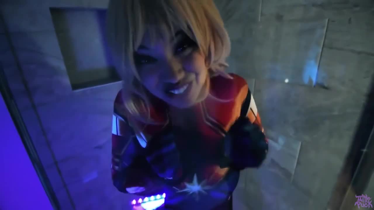 Little Puck+ - Captain Marvel Alien Gangbang - ePornhubs
