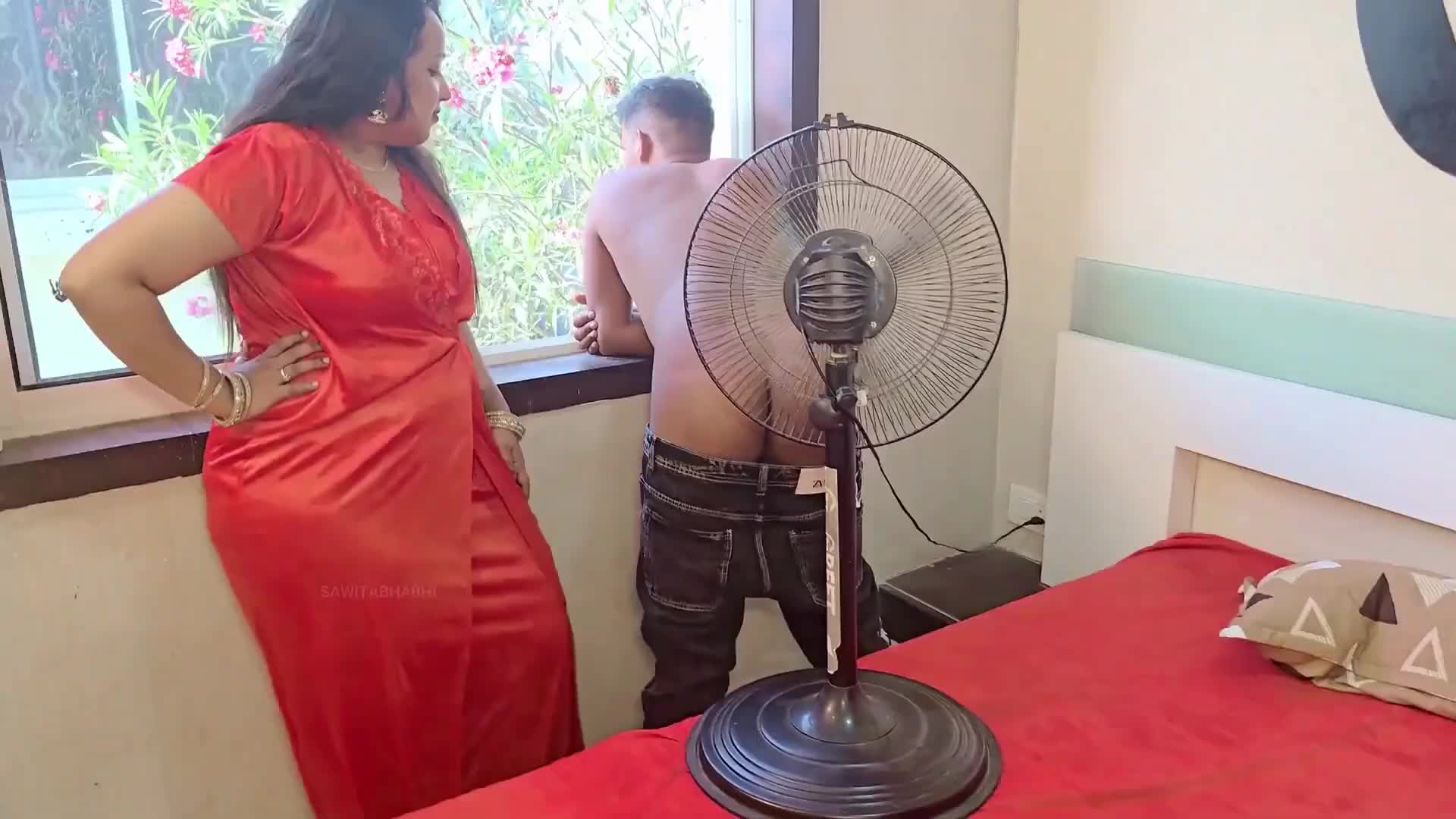 Bindu Thakur Garmi Uncut (2025) Hindi Hot Short Film - ePornhubs