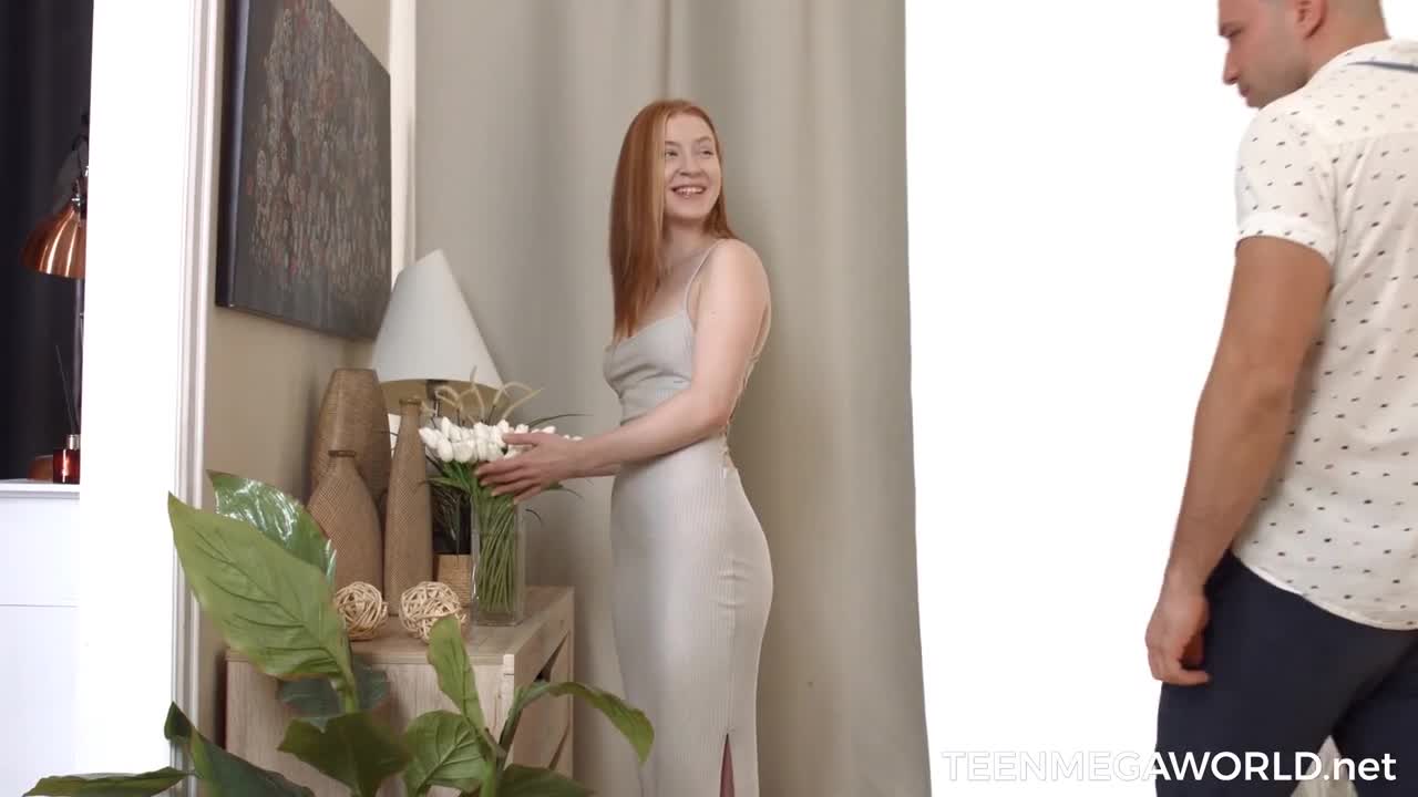 Crystal White - Bouquet and two dicks - ePornhubs