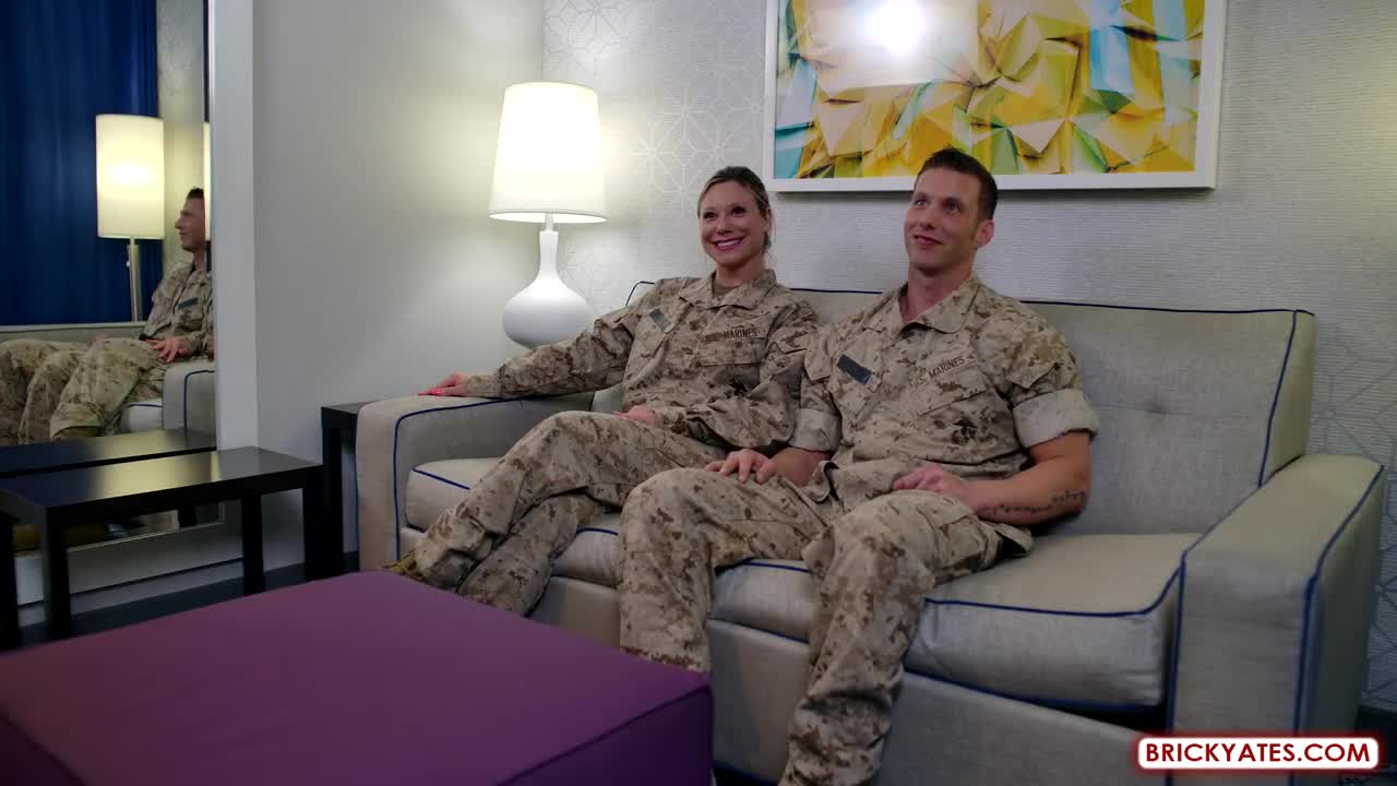 Kelly - Female Marine "There's SO much!" - ePornhubs