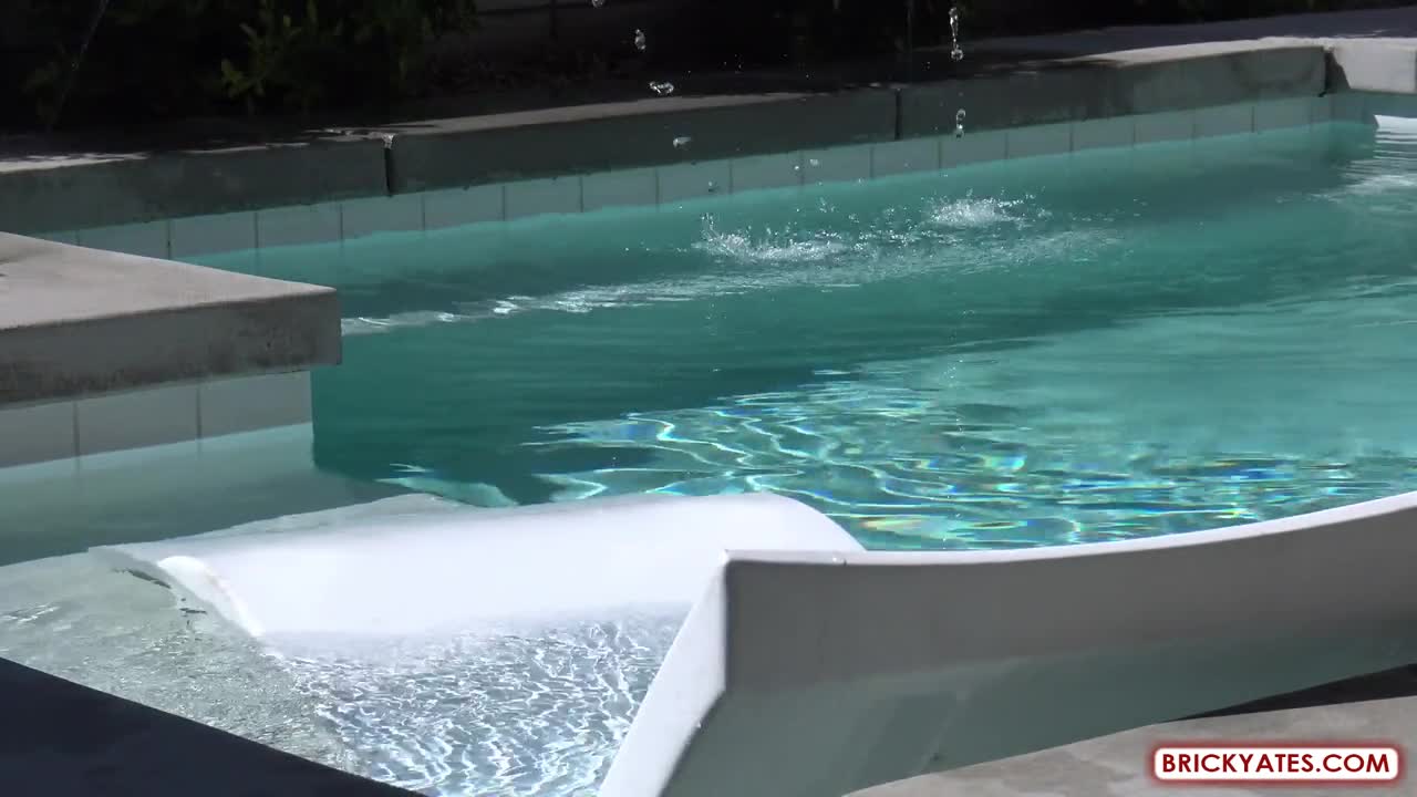 Maddison - BF & GF relaxing and having sex in the pool in Palm Springs - ePornhubs