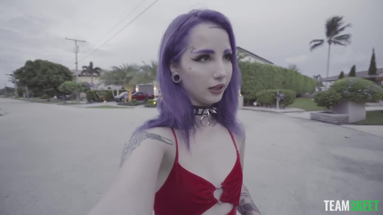Sexy goth teen creampied - ePornhubs