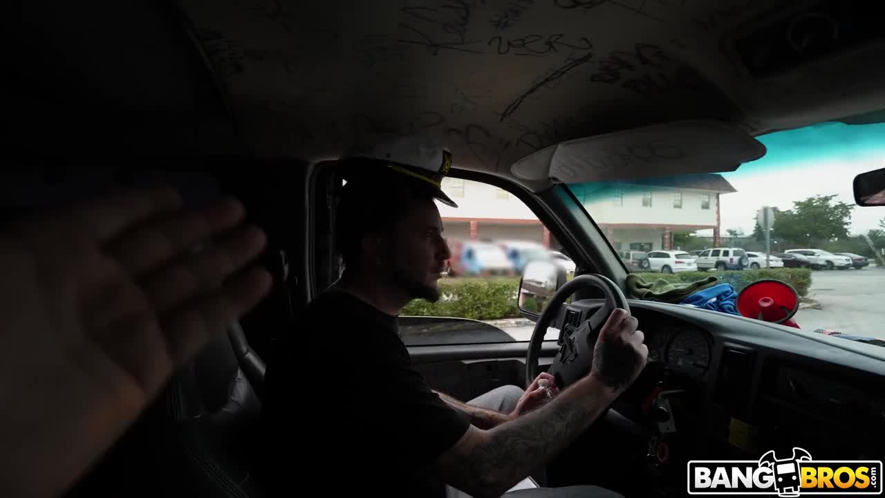 Shrooms Q - Shrooms Blooms on the BangBus in 4k - ePornhubs