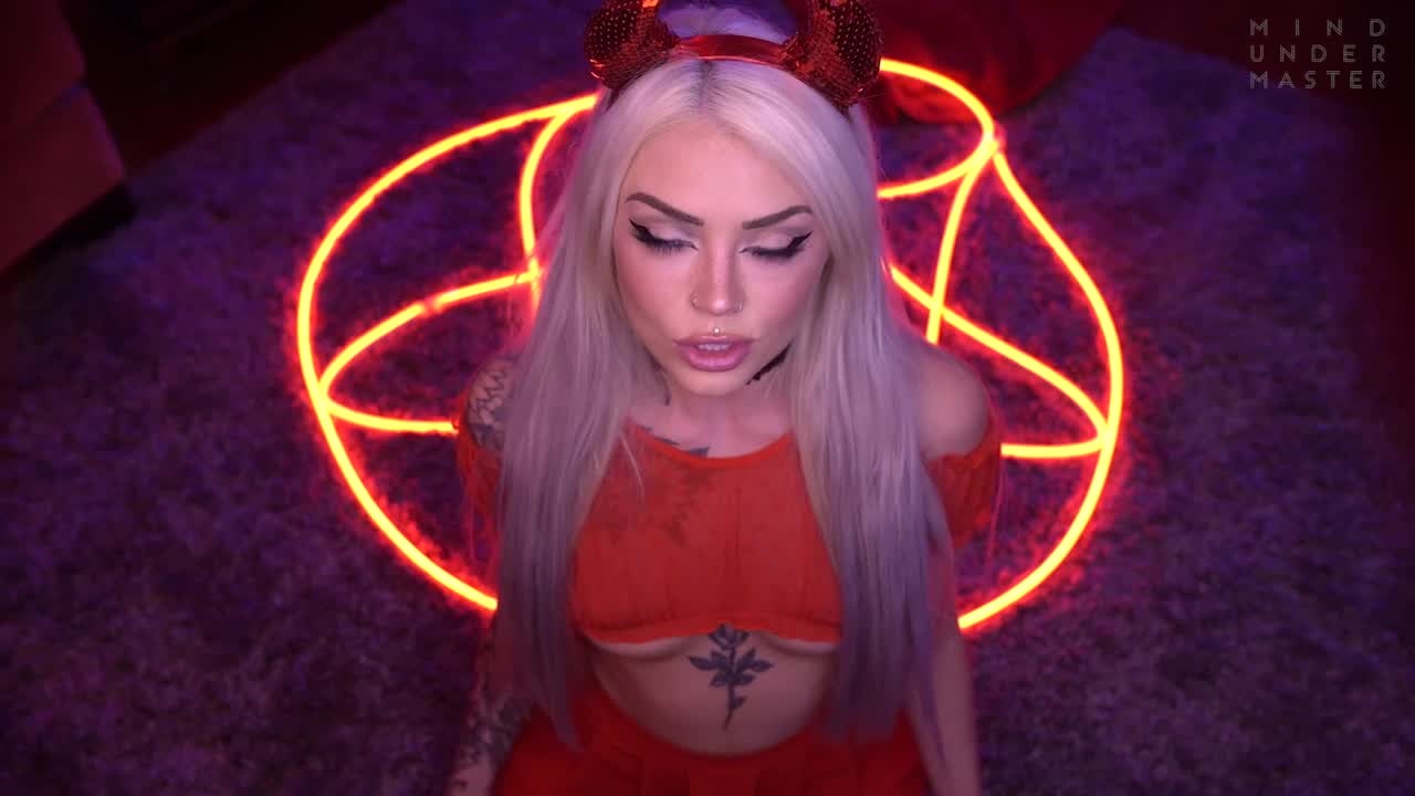 Halloween Harem with Nichole, Angel, Bianca, Myra, Penelope and Sia - ePornhubs