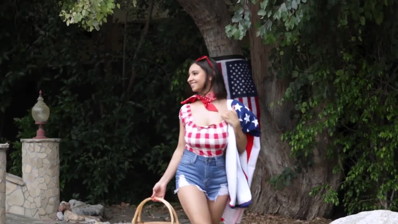 Hailey Rose - Red, White, and Screw - ePornhubs