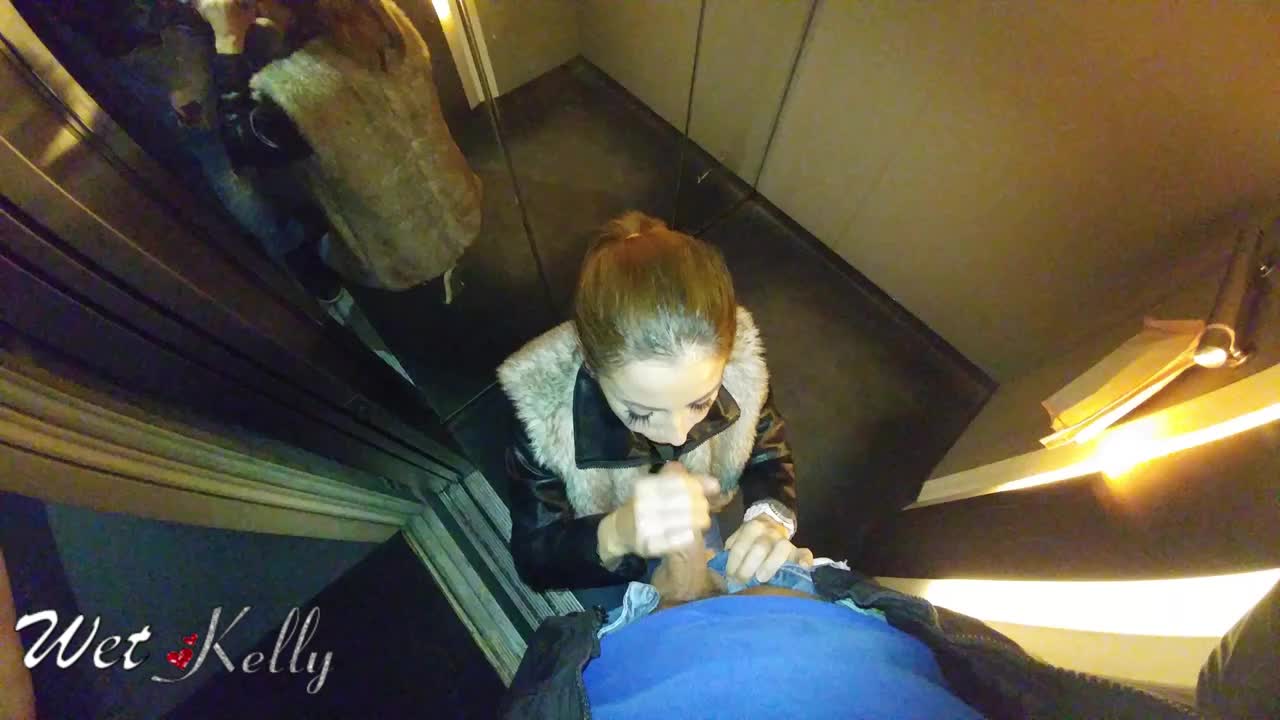 Wet Kelly - Quick Blowjob In The Elevator - ePornhubs