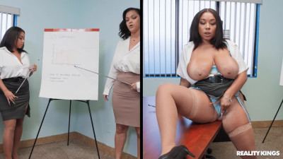 Ashlyn Peaks, Juliana Dreams - Big Naturals: Boardroom To Bedroom