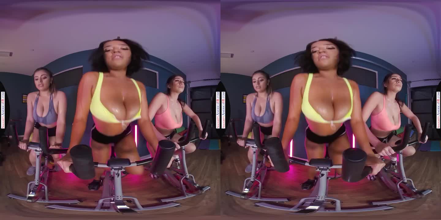 B1g T1t5 Gym - Violet Myers, & Ella Knox, & Sahara Leone - ePornhubs