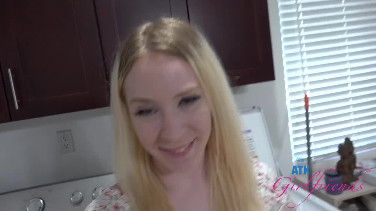 Gigi Sweets Dress POV - ePornhubs