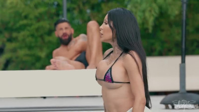 Vanessa Jhons -Poolside Seduction